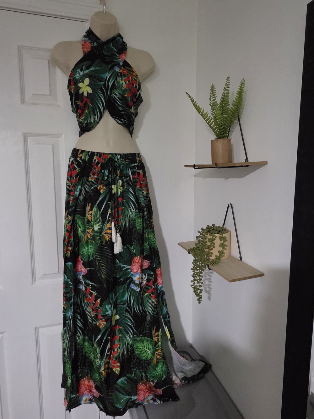 SHEIN Black Tropical Print Maxi Skirt